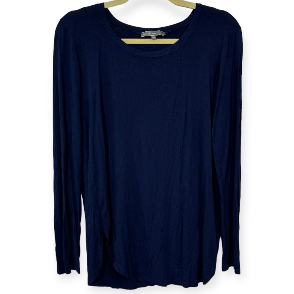 Emma’s Closet Women’s Maternity Top Size‎ M. 20PTP. 27L.